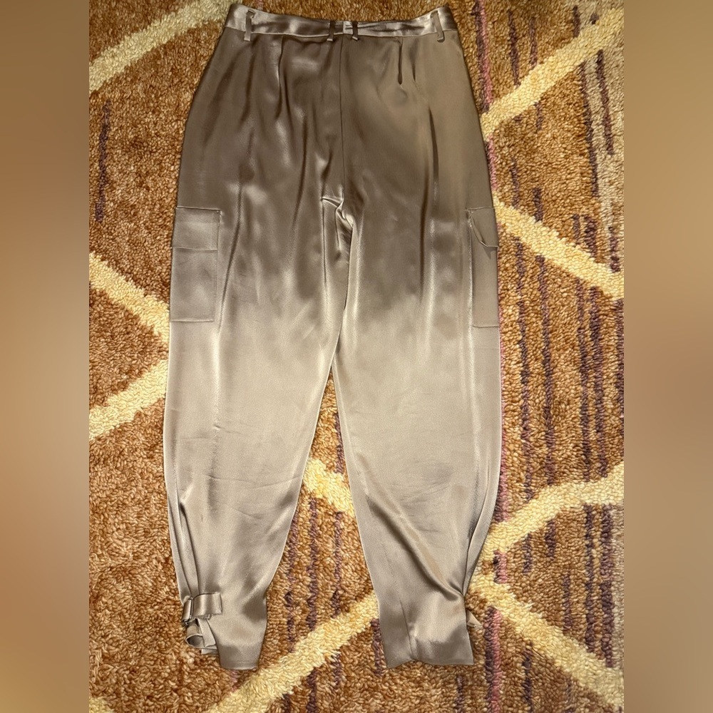 ARITZIA Babaton Refined Satin Cargo - Picture 8 of 9